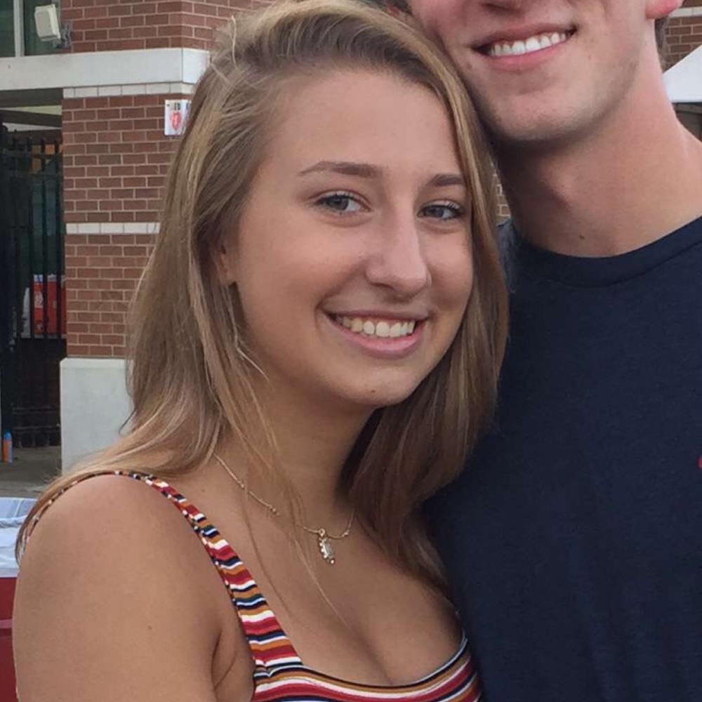 Meet your Posher, Lily